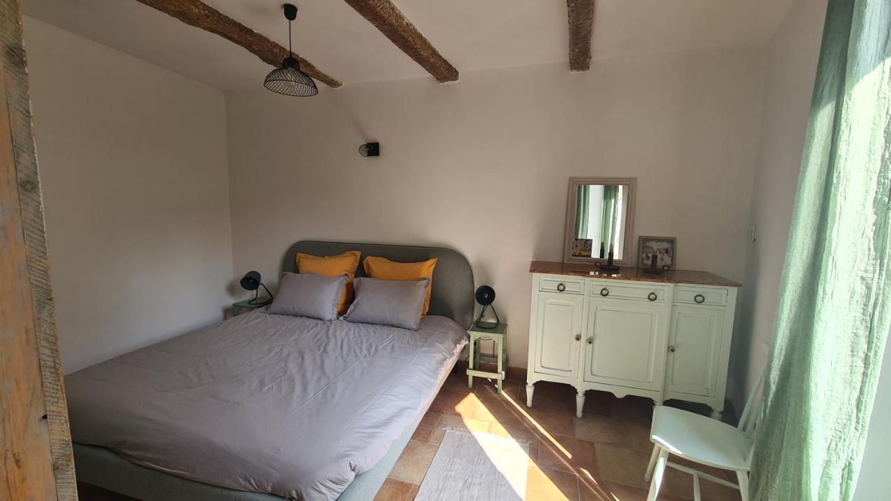 Apartamento Cocon Du Papillon A Lourmarin Exterior foto
